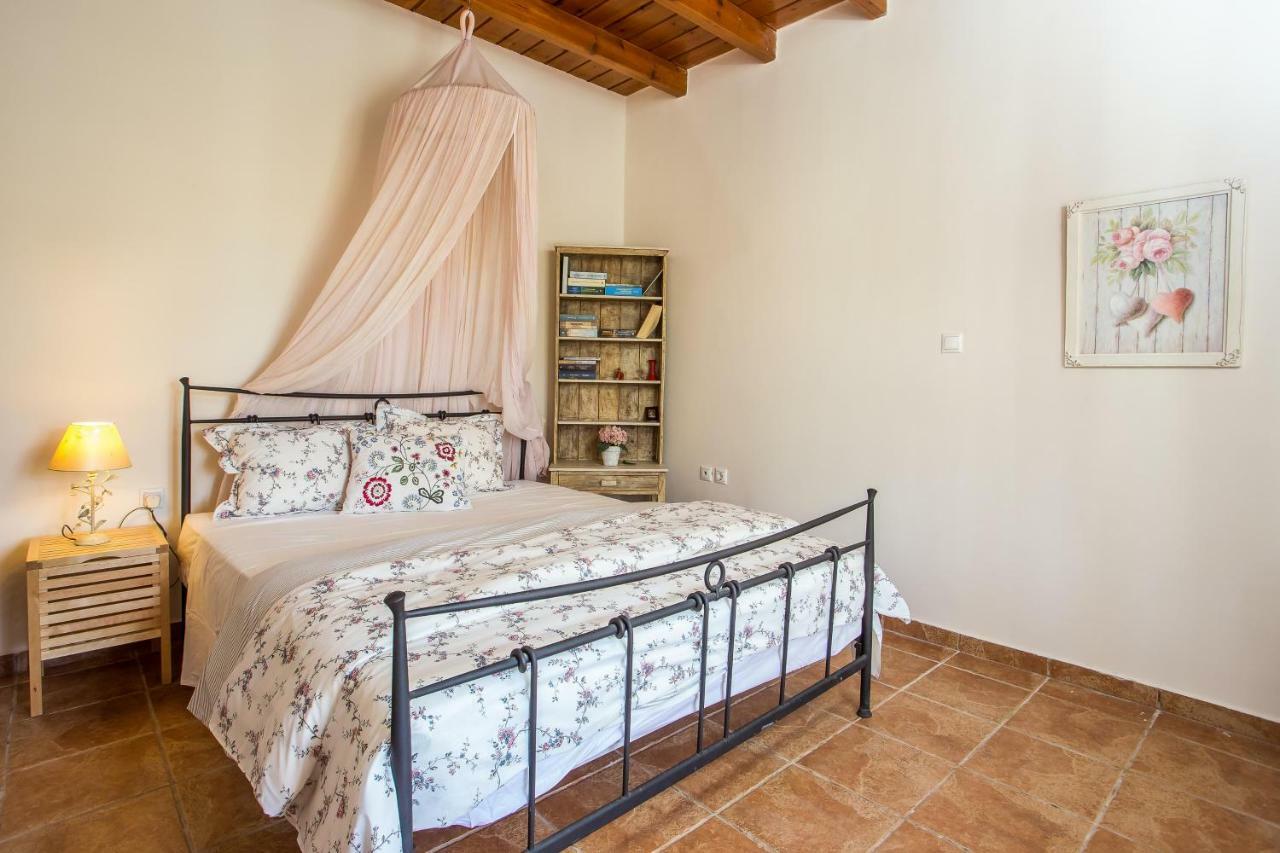 Sunny Countryside Villa - With Private Pool Faliraki Exteriör bild